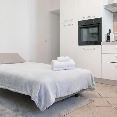 Aura-elegant In The Heart Of Apartment *