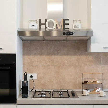 Apartman Aura-elegant In The Heart Of *