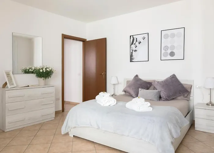 Aura-elegant In The Heart Of Apartmán