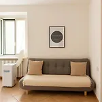 Aura-elegant In The Heart Of * Côme